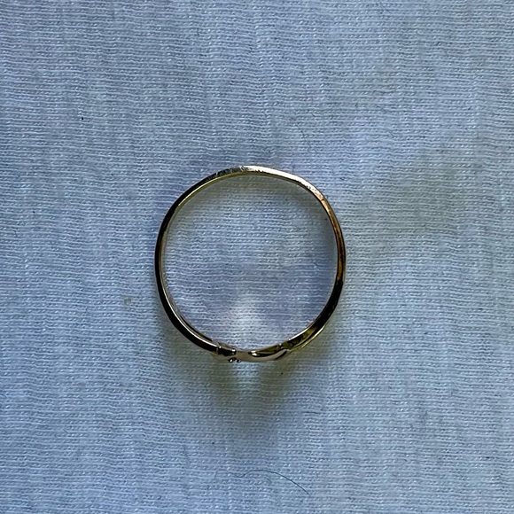 10K Gold Ring - Picture 5 of 6